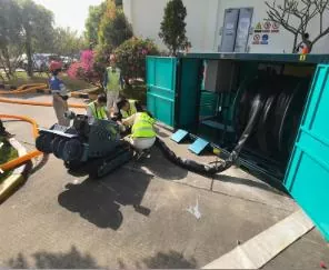 Bionic Earthworm Dredging Robot